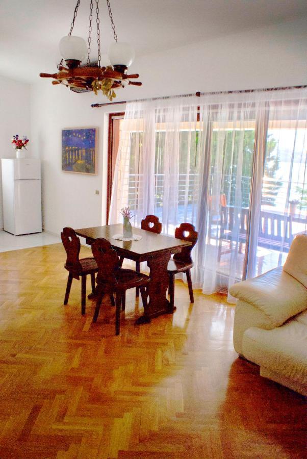 Apartmani Ribarica**** Karlobag Zewnętrze zdjęcie